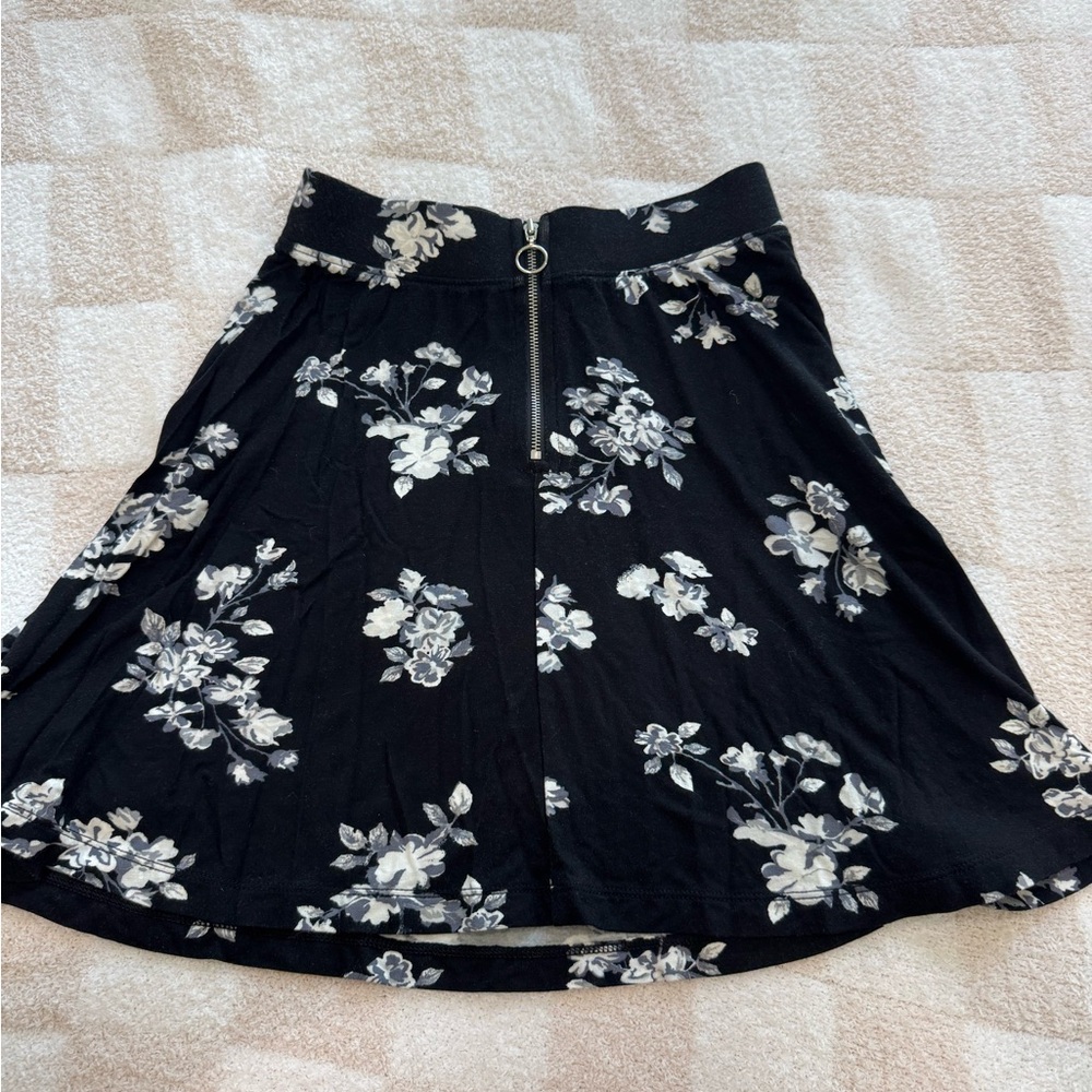 SO Black and White Floral Skater Skirt